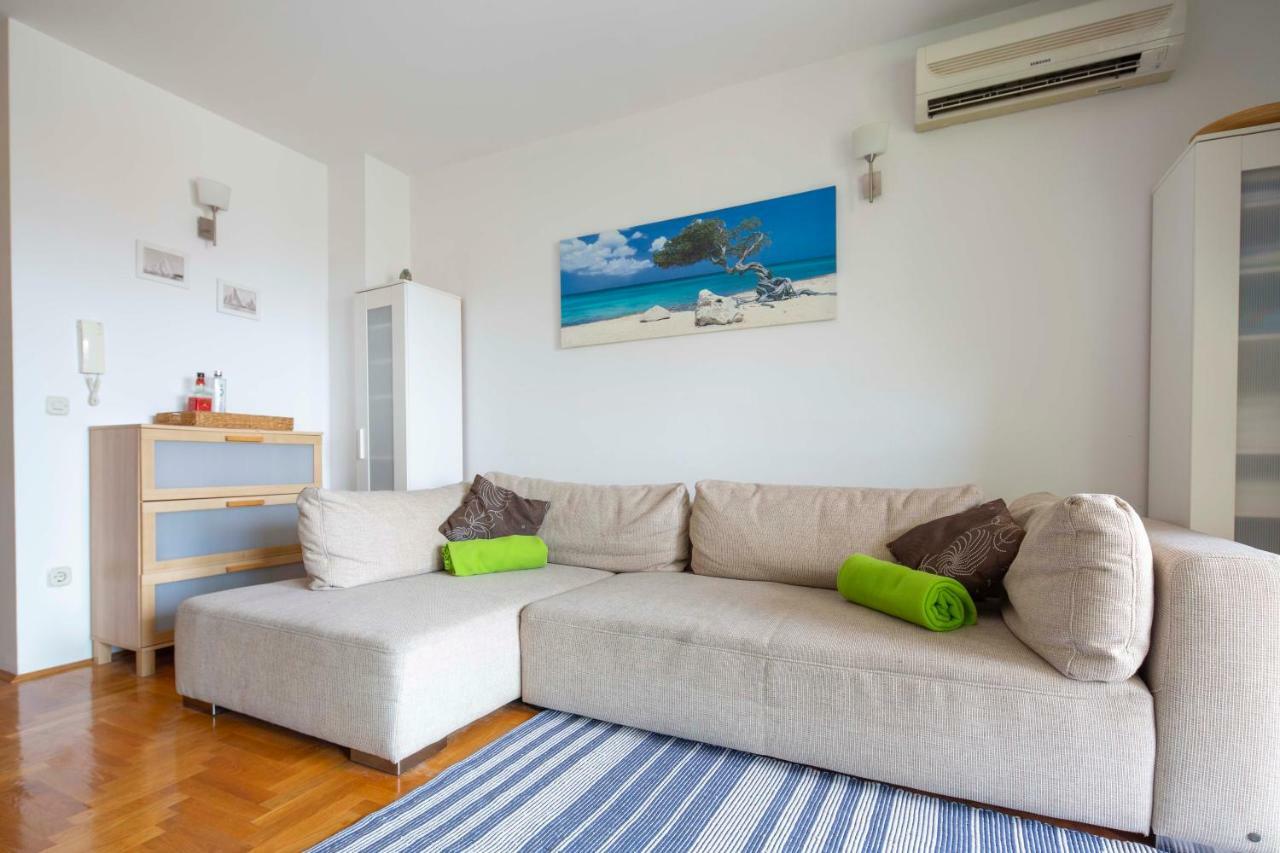 Apartman Adriatic Sea Promajna Esterno foto