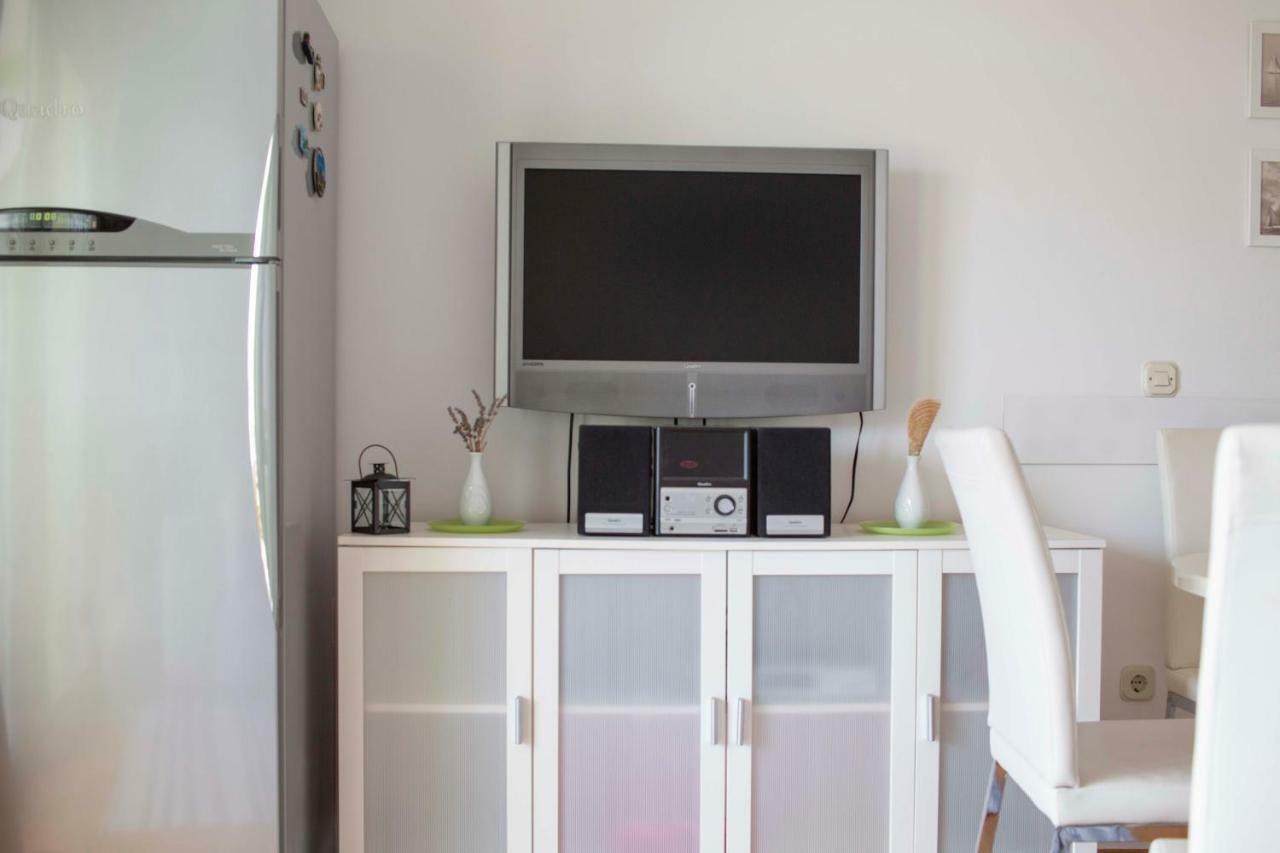 Apartman Adriatic Sea Promajna Esterno foto